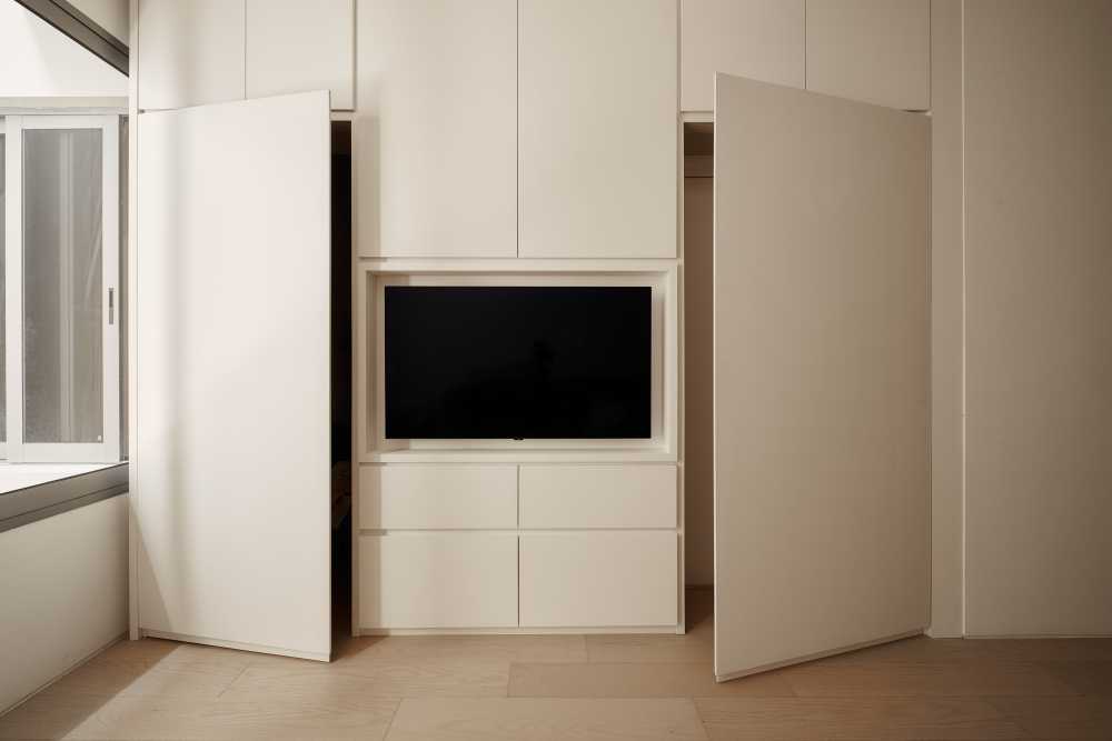 Modern Bedroom with TV Console and Wardrobe