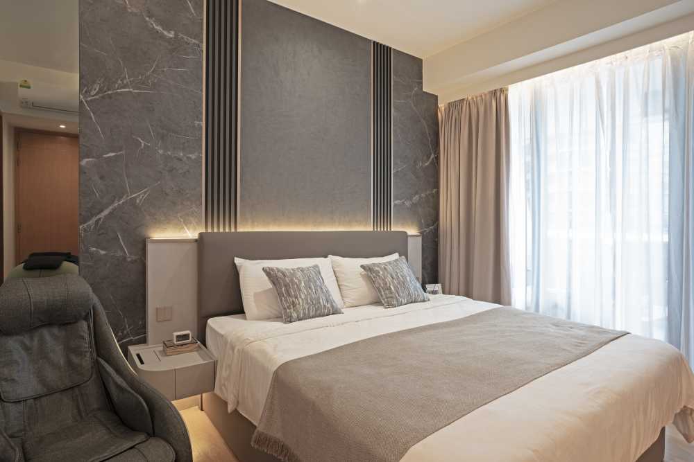 Modern Bedroom with Platform Bed and Vinyl Flooring
