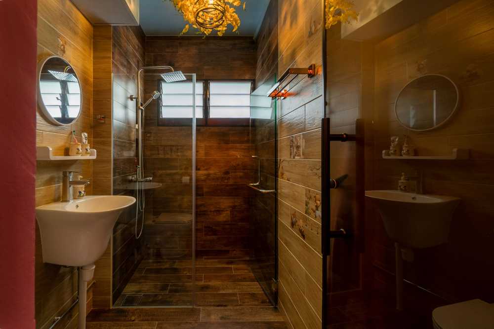 Eclectic Bathroom with Mirror and Shower Screen