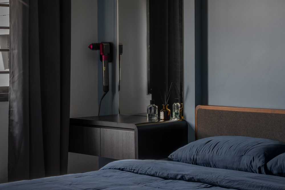 Contemporary Bedroom with Bedside Table and Bed