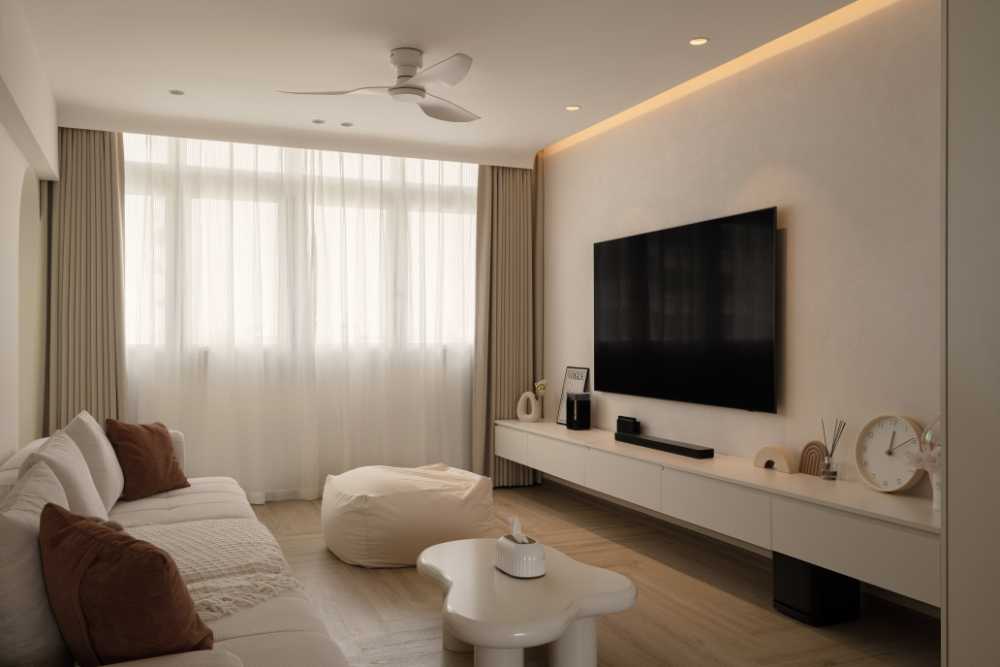 Scandinavian Living Room with Vinyl Flooring and Wood Flooring