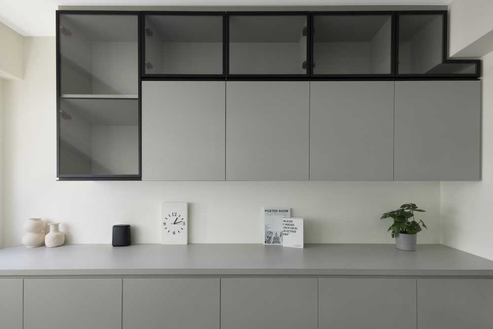Minimalist Kitchen with Countertop and Kitchen Island