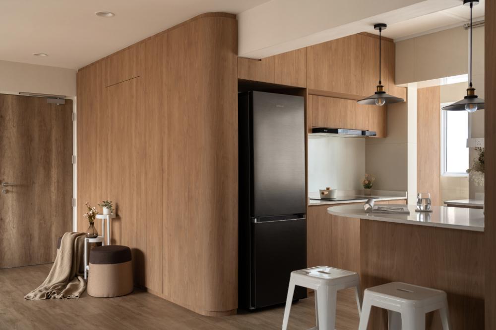 Scandinavian Kitchen with Open Kitchen and Kitchen Backsplash