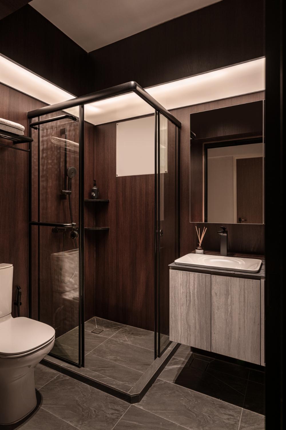 Country Bathroom with Mirror and Rainshower