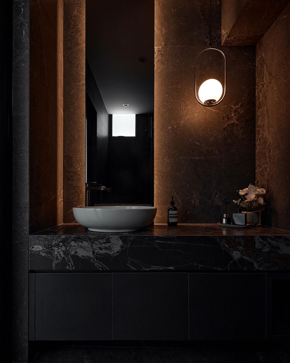 Contemporary Bathroom with Countertop and Mirror