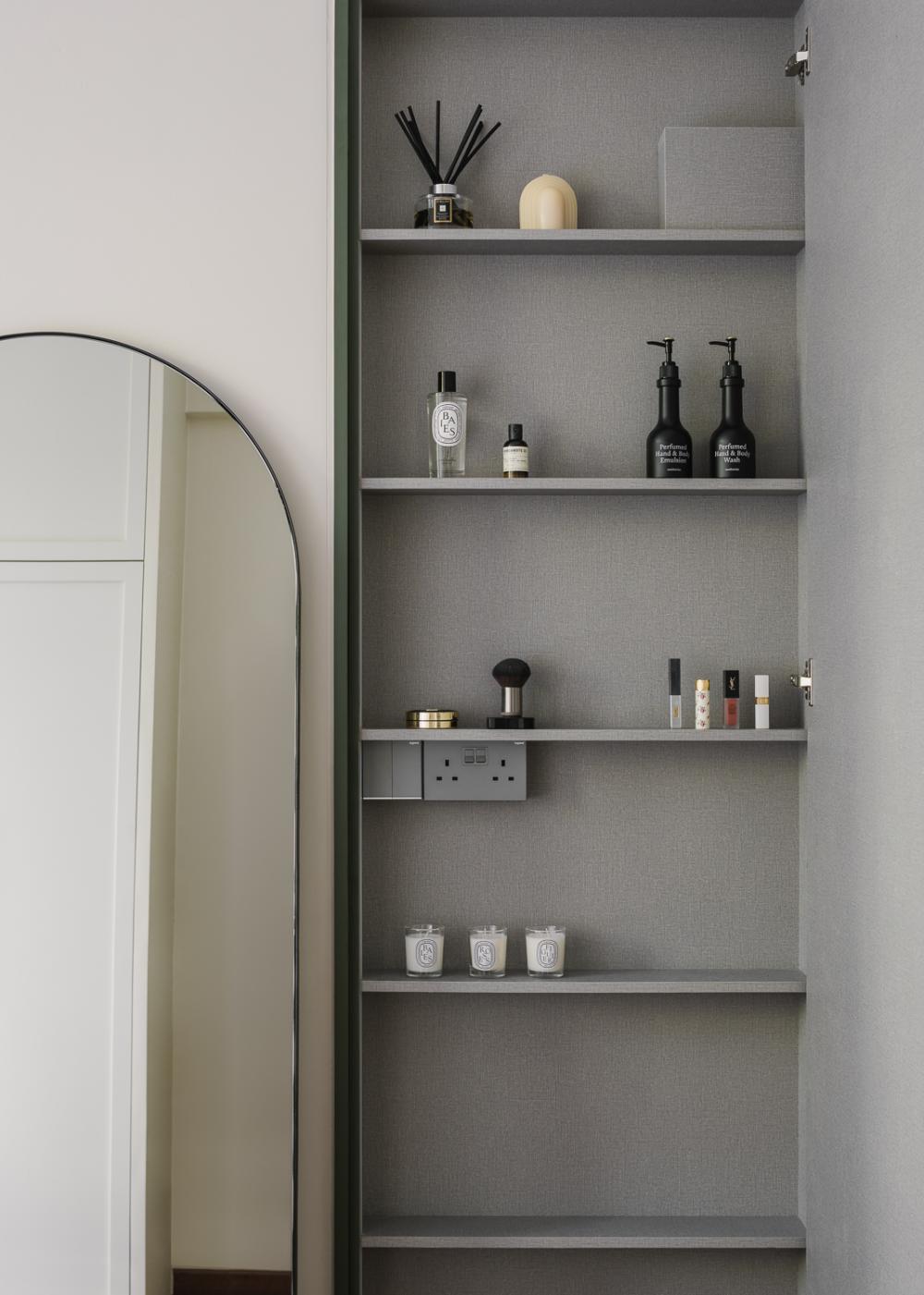 Contemporary Bedroom with Mirror and Wardrobe