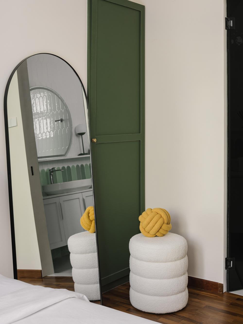 Contemporary Bedroom with Mirror and Wardrobe
