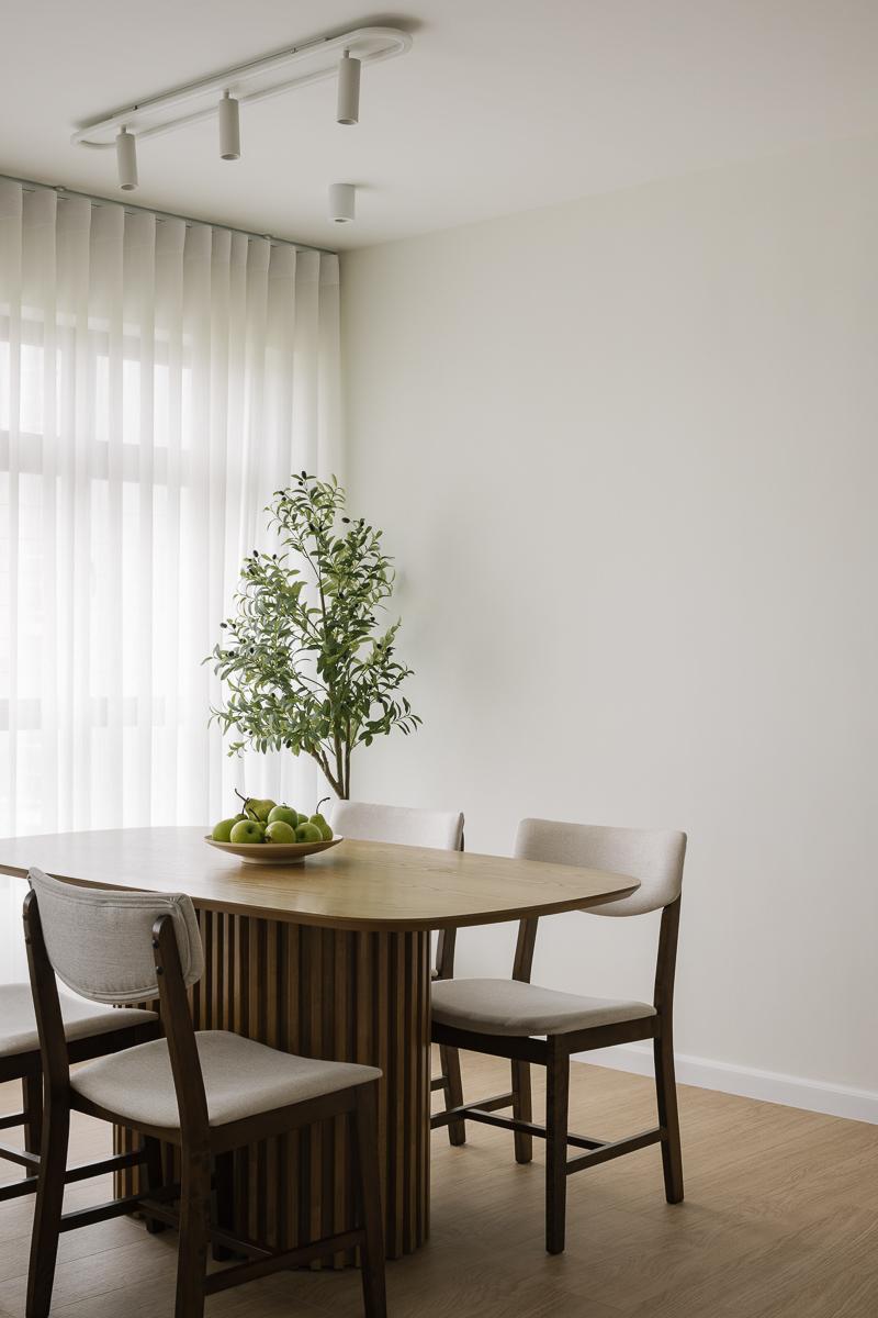 Modern Dining Room with Curtain and Dining Table