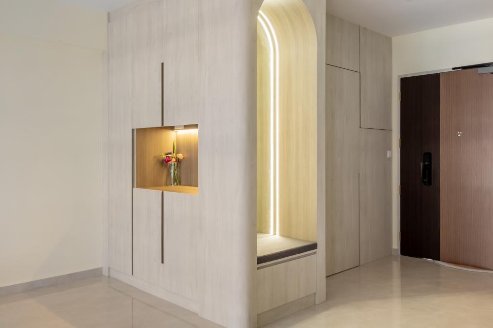 Minimalist Entryway with Homogeneous Tiles and Cement Floor