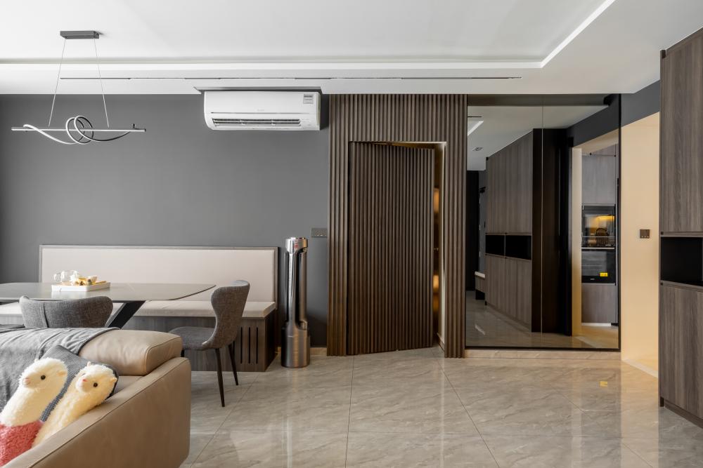 Modern Dining Room with Drop Light and Ceiling Light