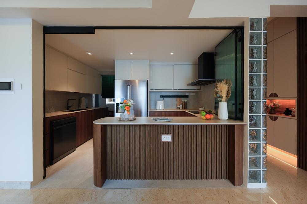 Contemporary Kitchen with Countertop and Kitchen Island