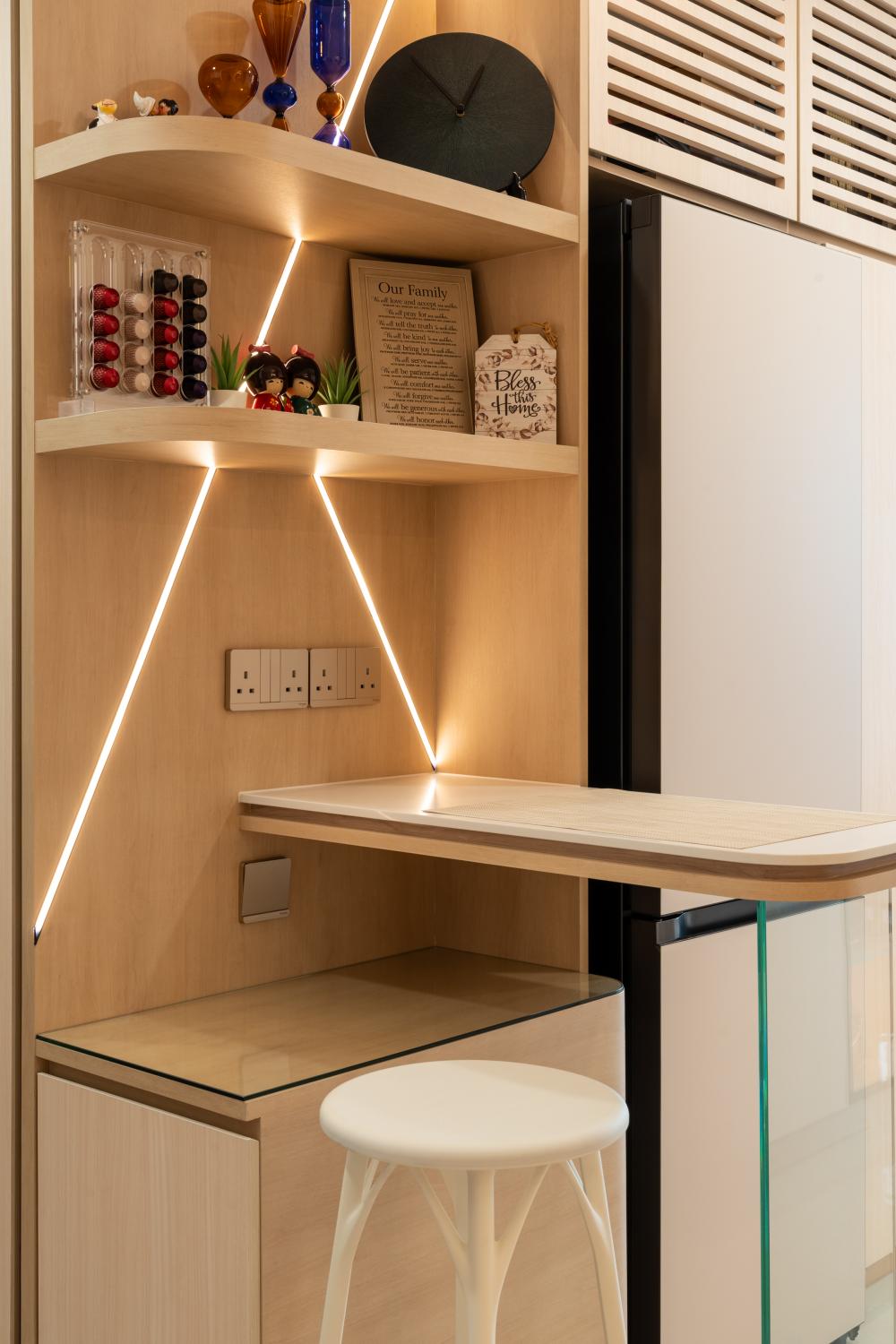 Scandinavian Kitchen with Homogeneous Tiles and Open Kitchen