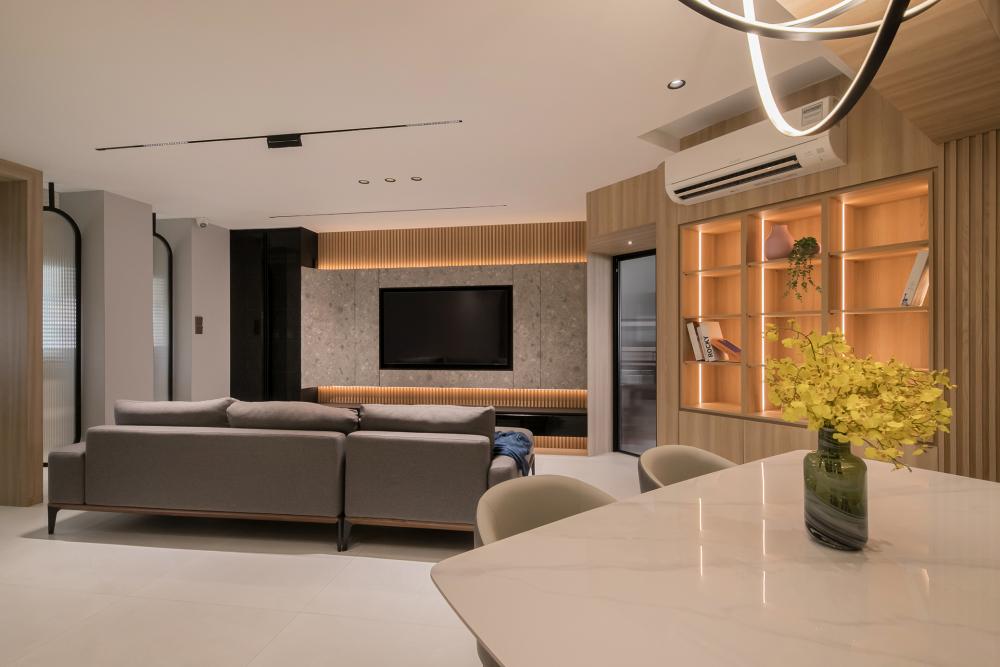 Contemporary Living Room with Homogeneous Tiles and Feature Wall