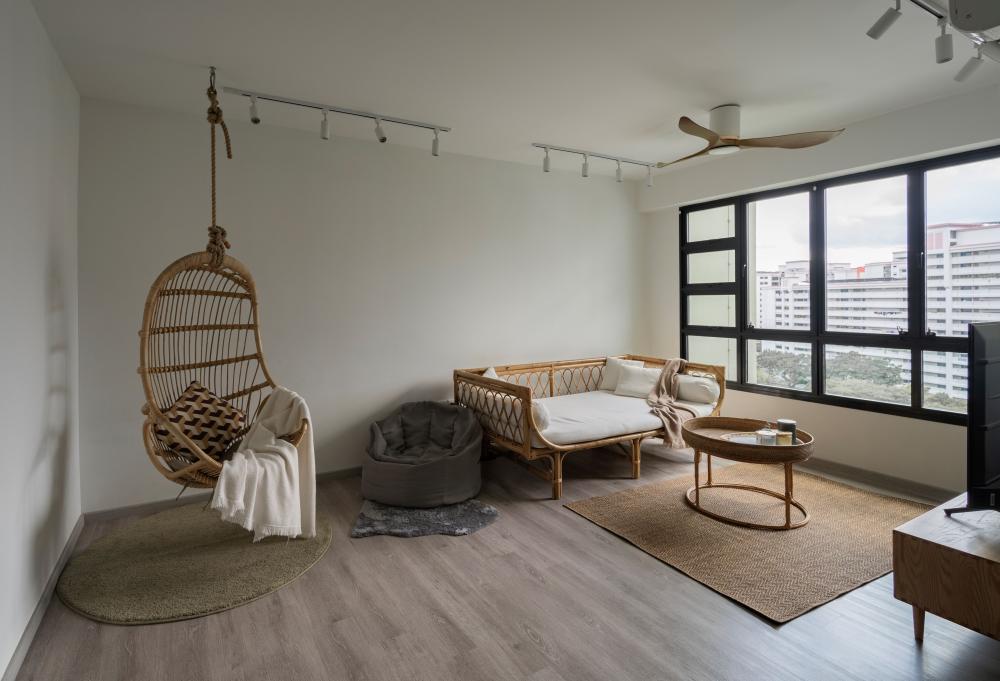 Modern Living Room with Vinyl Flooring and TV Console