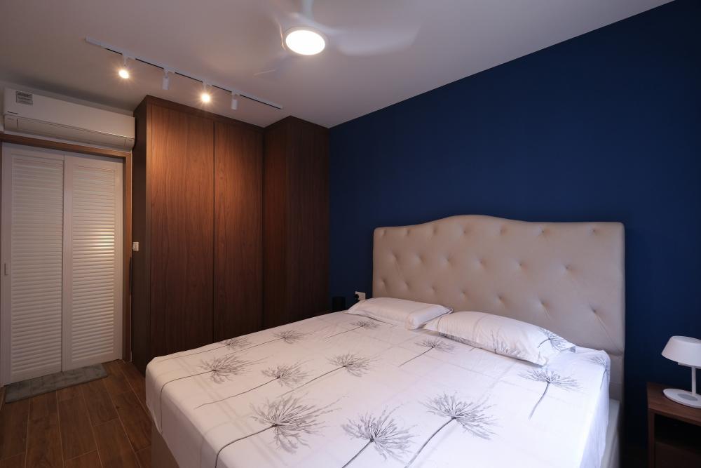 Scandinavian Bedroom with Drop Light and Cove Lighting