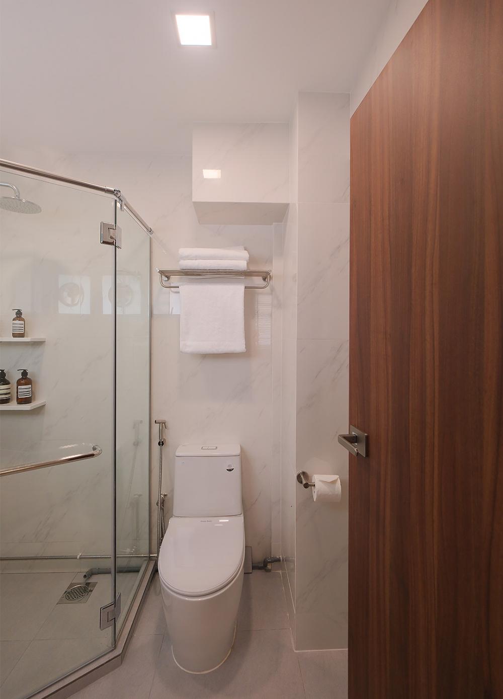 Scandinavian Bathroom with Bathtub and Shower Screen
