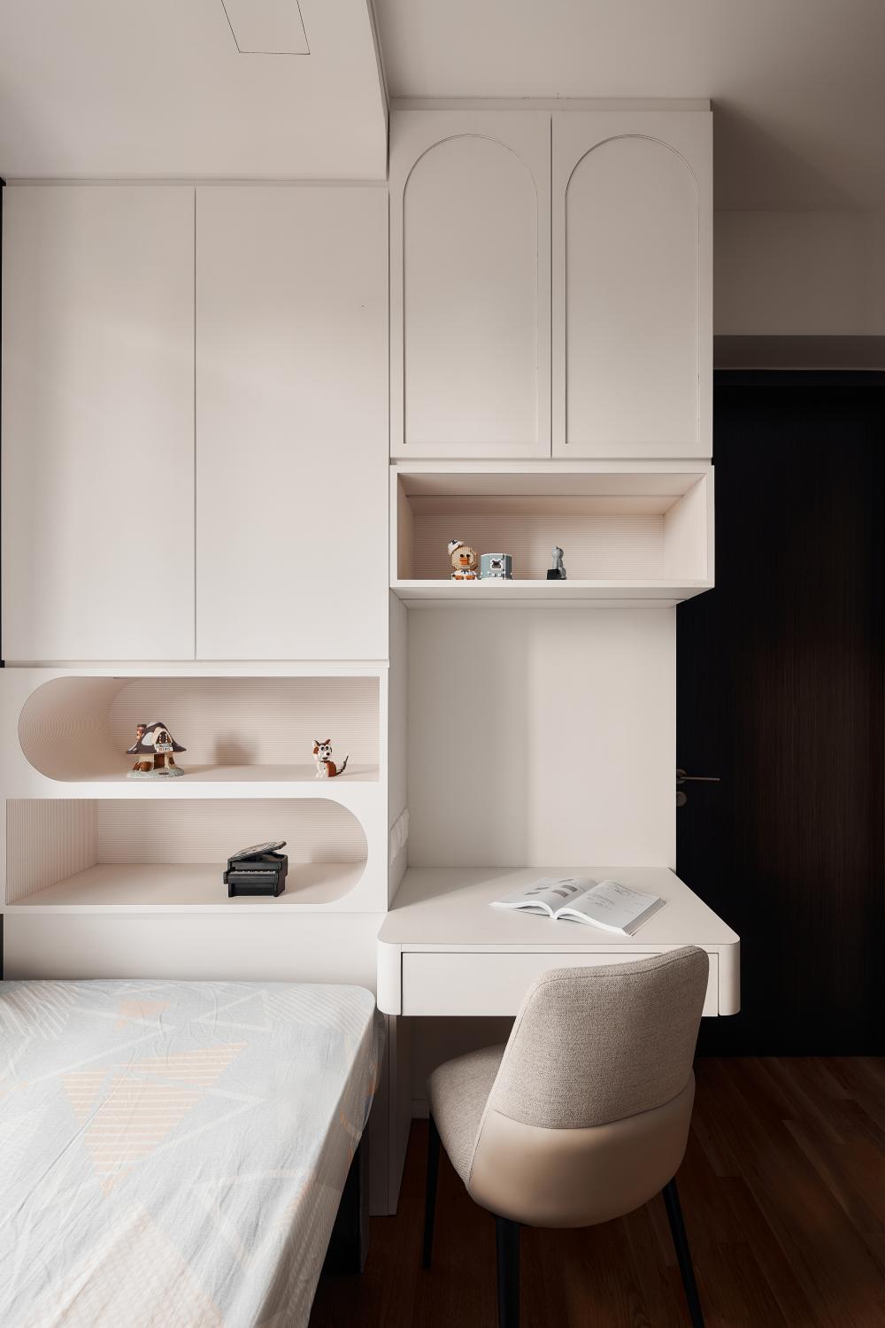 Modern Bedroom with Wood Flooring and Bedside Table