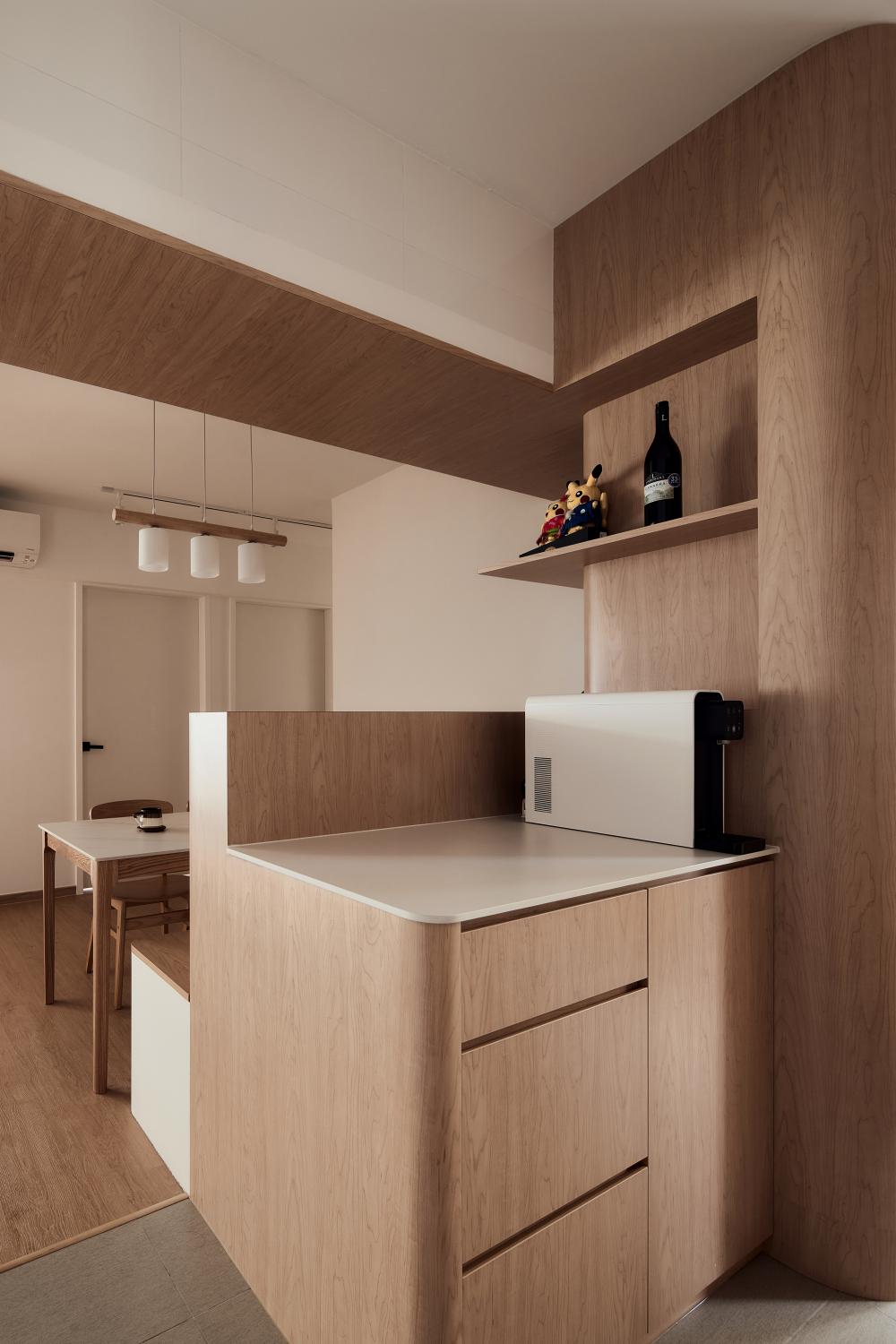 Minimalist Kitchen with Kitchen Island and Cupboard