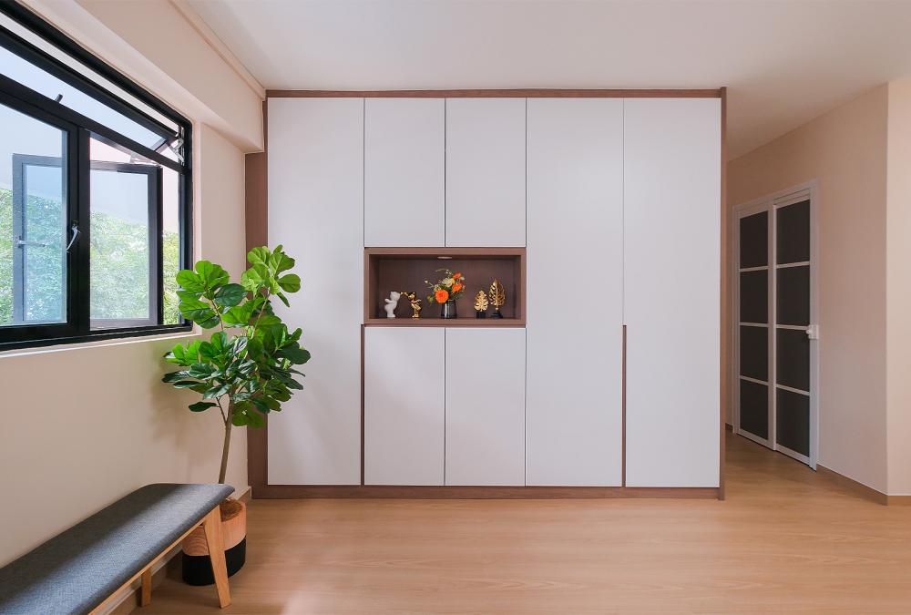 Scandinavian Entryway with Mirror and Bathroom Mirrors