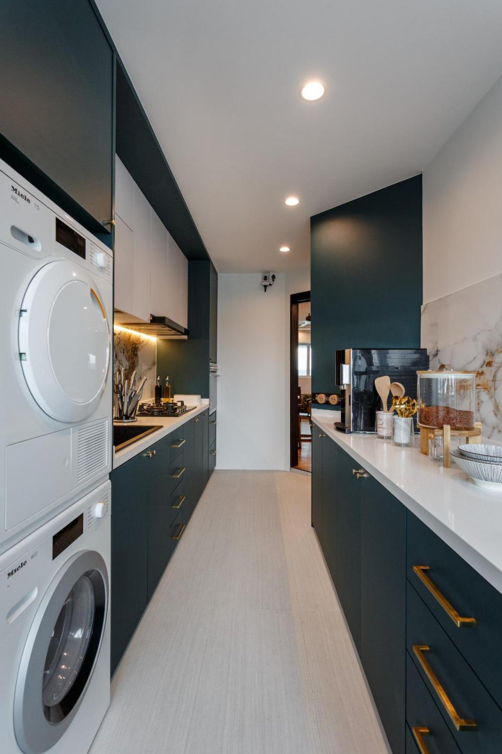 Vintage Kitchen with Countertop and Homogeneous Tiles