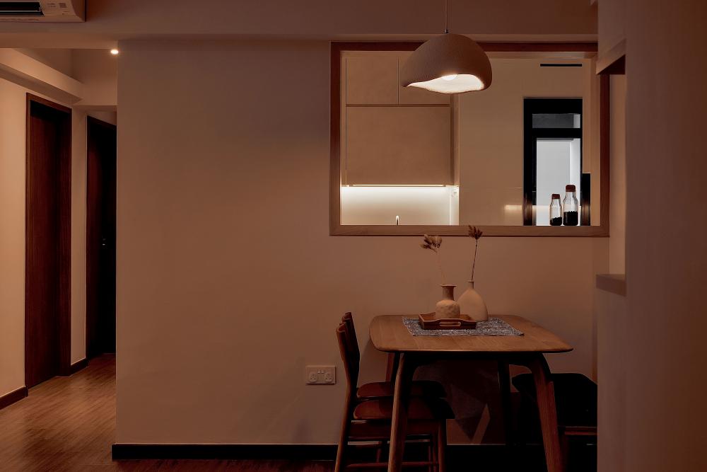 Scandinavian Dining Room with Dining Table and Dining Chairs