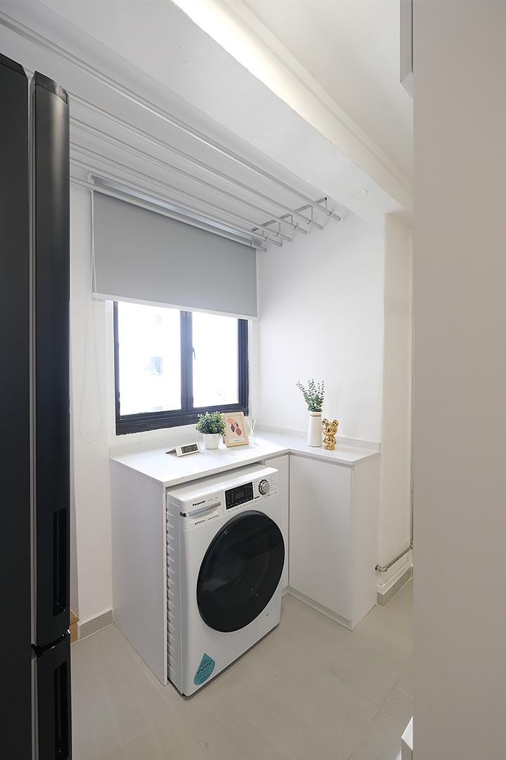 Scandinavian Kitchen with Vinyl Flooring and Cement Floor