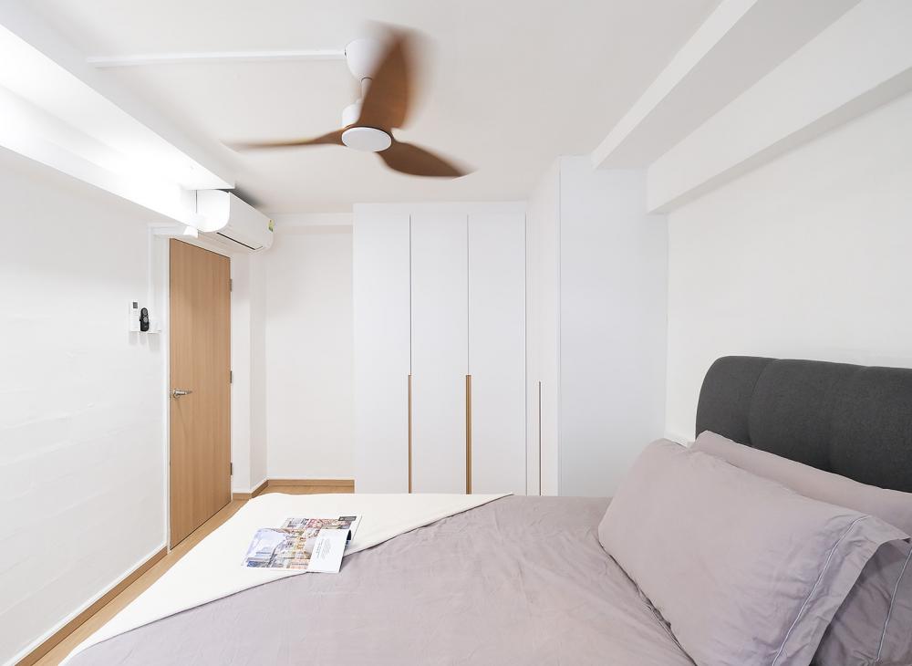 Scandinavian Bedroom with Drop Ceiling and Built-in Bed