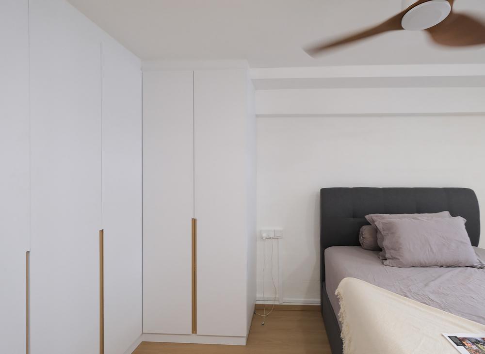 Scandinavian Bedroom with Wood Flooring and Drop Ceiling