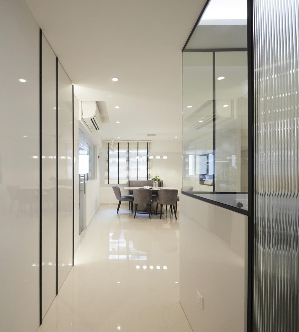 Scandinavian Dining Room with Drop Ceiling and Dining Table