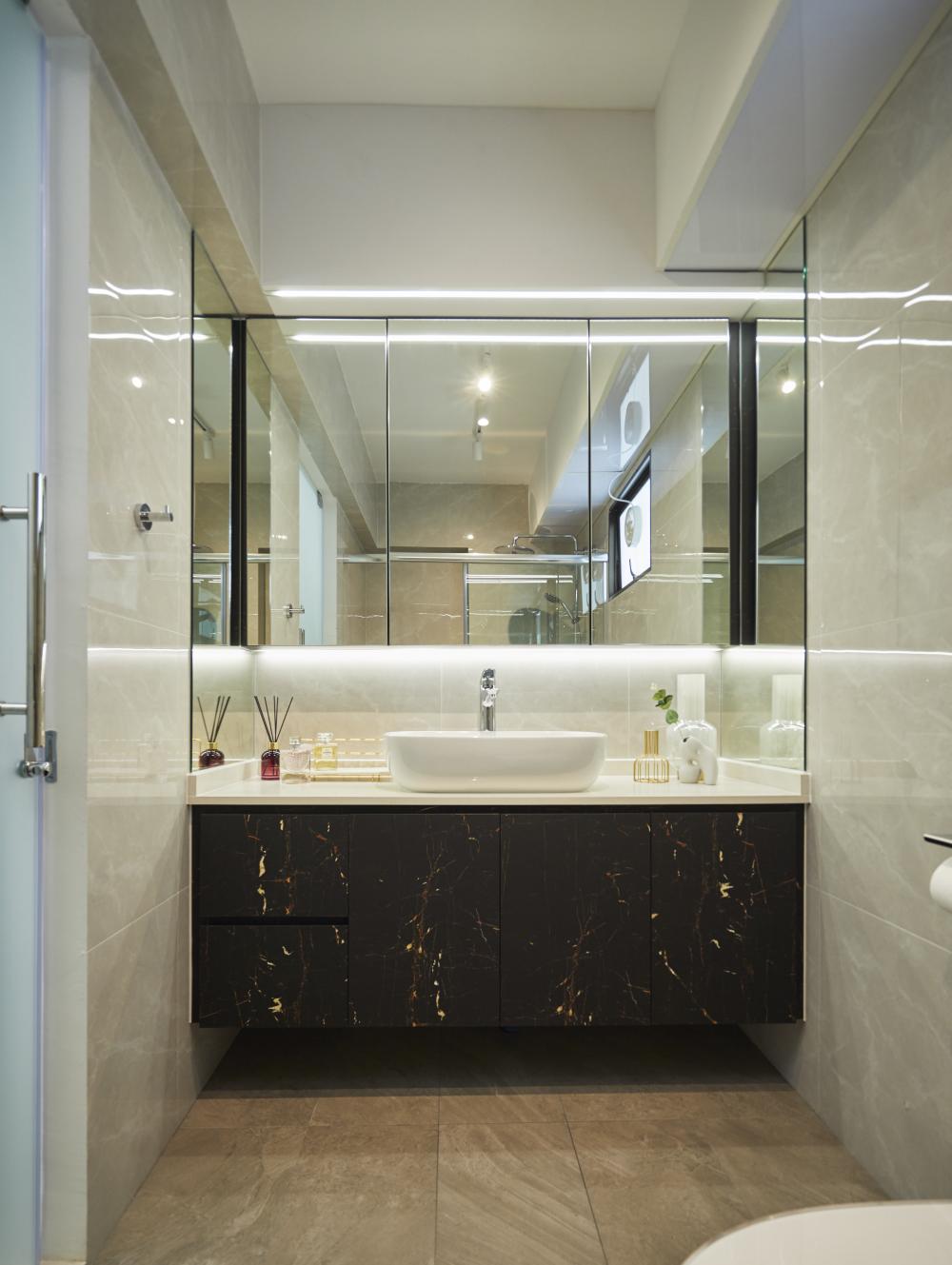 Scandinavian Bathroom with Parquet Floor and Mirror