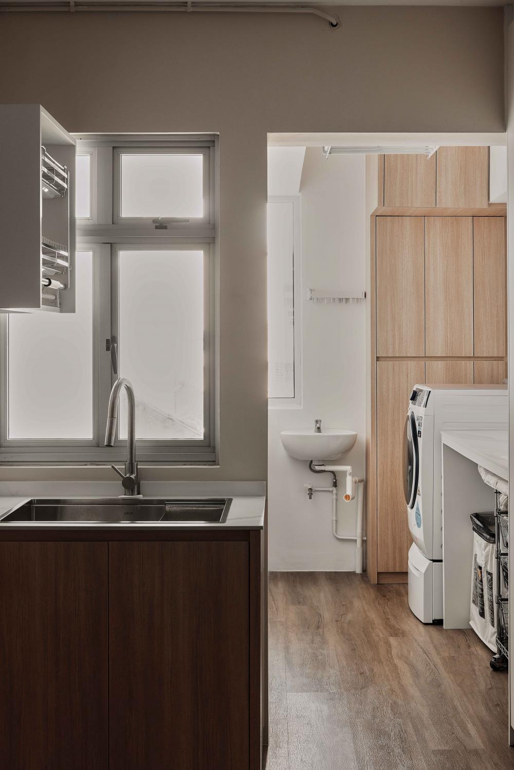 Scandinavian Kitchen with Wood Flooring and Kitchen Window