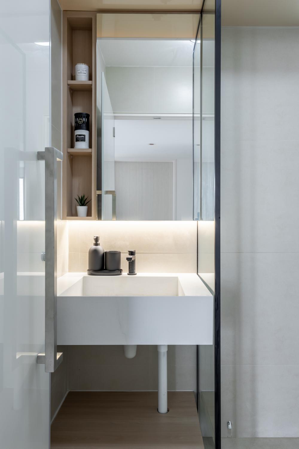 Scandinavian Bathroom with Countertop and Mirror