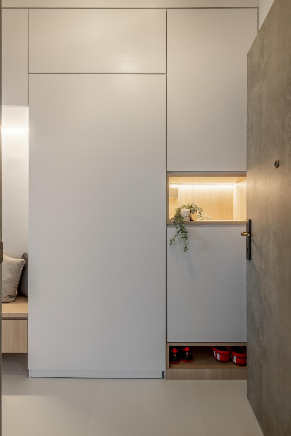 Scandinavian Entryway with Seating Bench and Shoe Rack