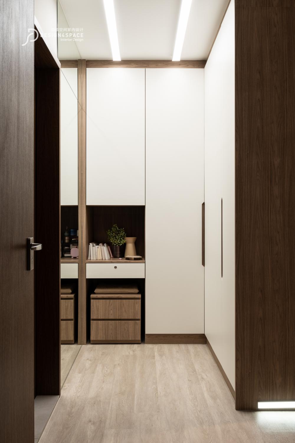 Modern Bedroom with Wardrobe and Flooring