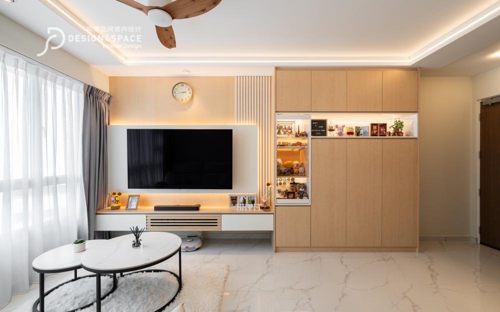 Modern Living Room with Feature Wall and Drop Light