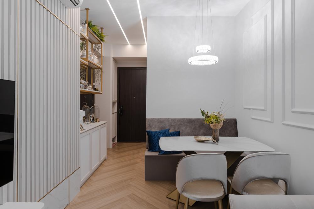 Modern Dining Room with Drop Light and Ceiling Light