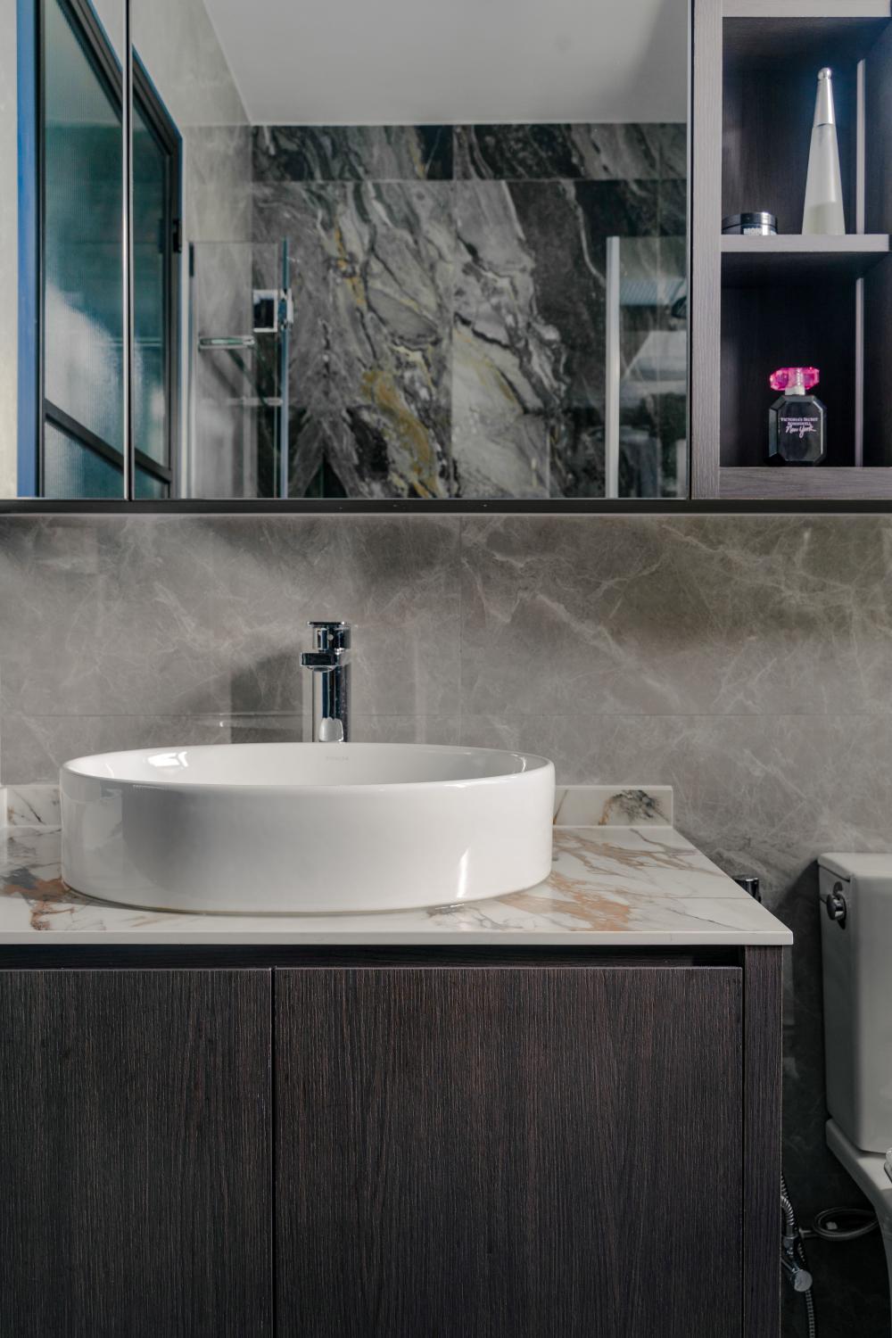 Contemporary Bathroom with Countertop and Mirror
