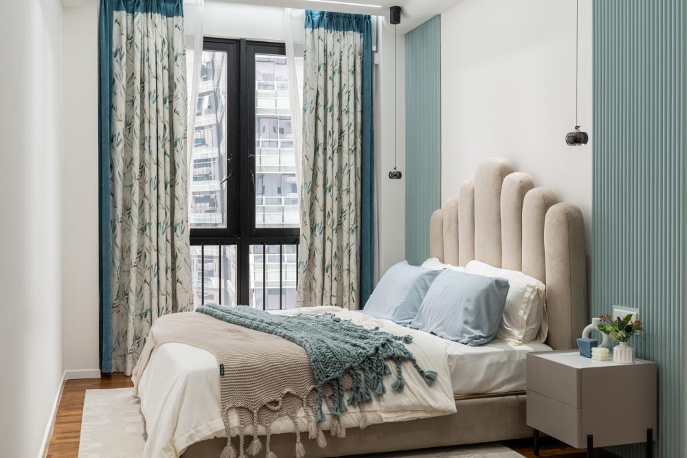 Modern Bedroom with Wood Flooring and Queen Bed