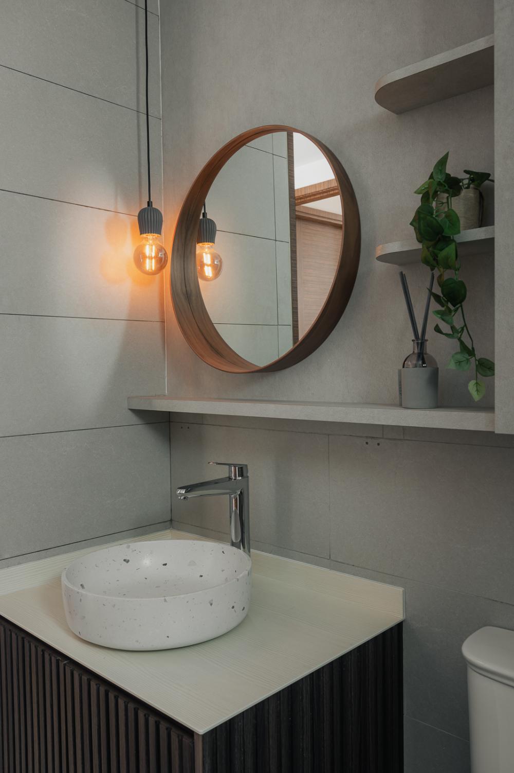 Asian Bathroom with Countertop and Homogeneous Tiles