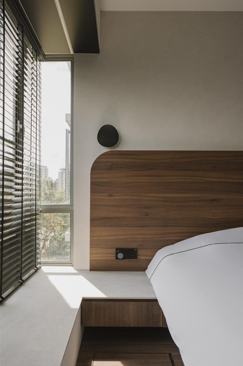 Modern Bedroom with Bay Window and Window Seat