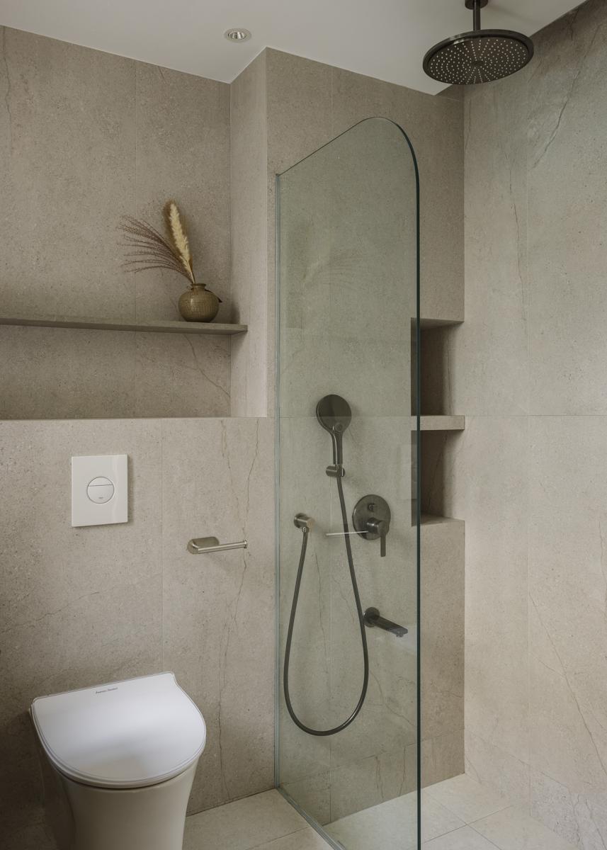 Modern Bathroom with Shower Screen and Rainshower