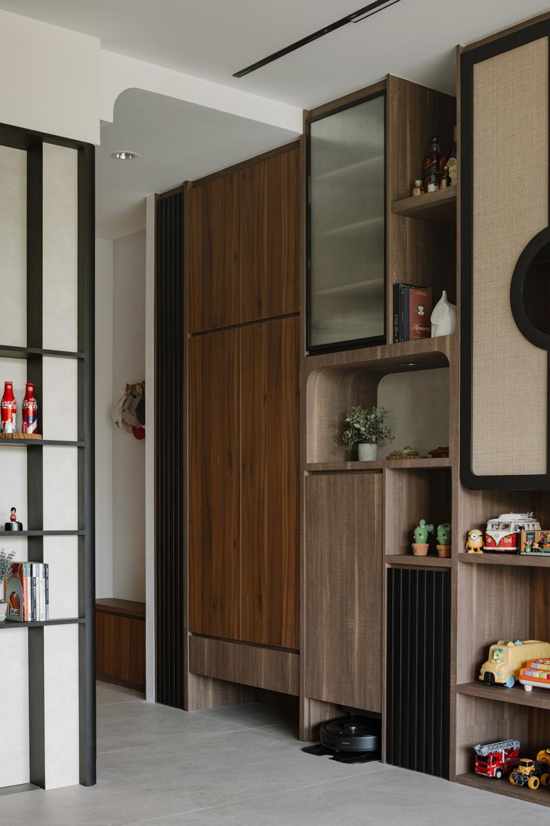 Modern Entryway with Seating Bench and Shoe Rack