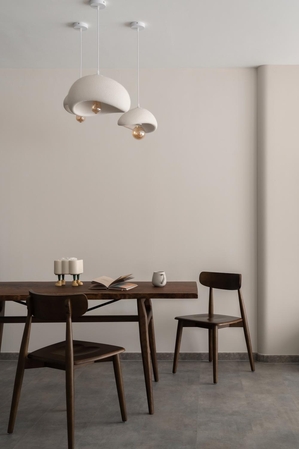 Scandinavian Dining Room with Dining Table and Dining Chairs