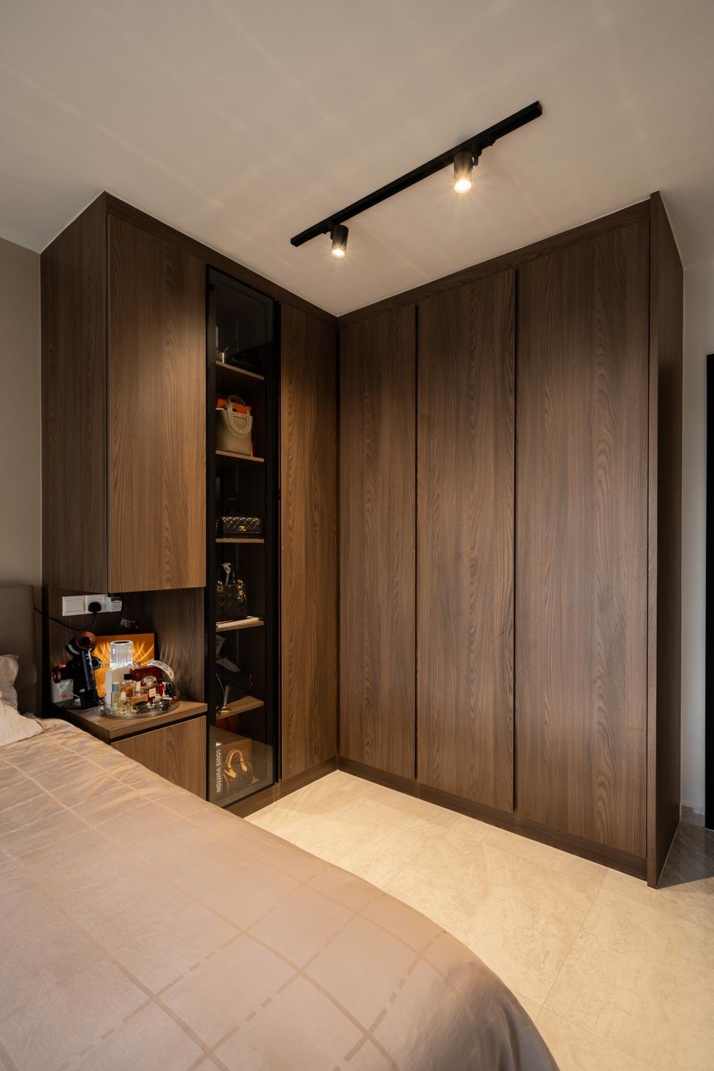 Modern Bedroom with Homogeneous Tiles and Wardrobe