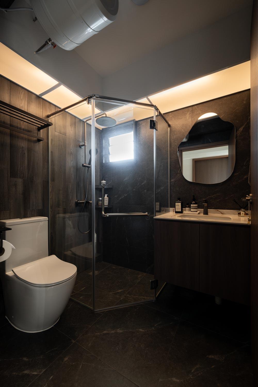 Modern Bathroom with Mirror and Bathroom Mirrors
