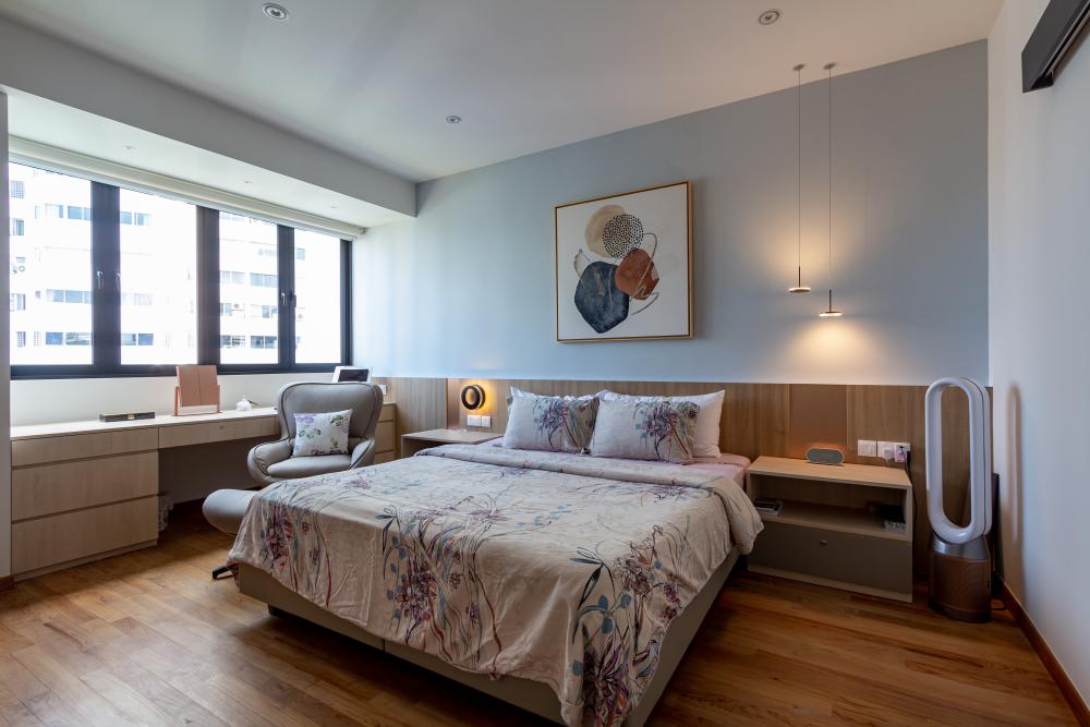 Modern Bedroom with Bed and Lighting