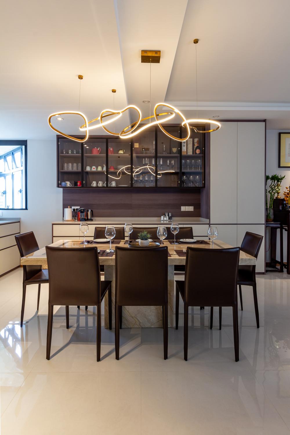 Modern Dining Room with Dining Table and Lighting