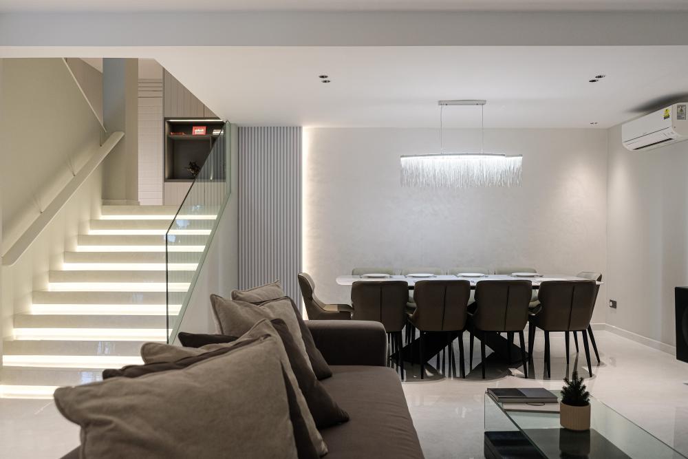 Modern Dining Room with Downlights and Dining Table