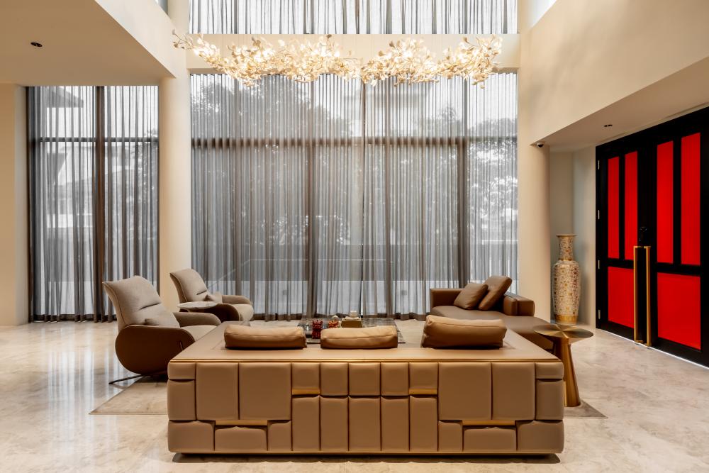 Eclectic Living Room with Curtain and Sofa