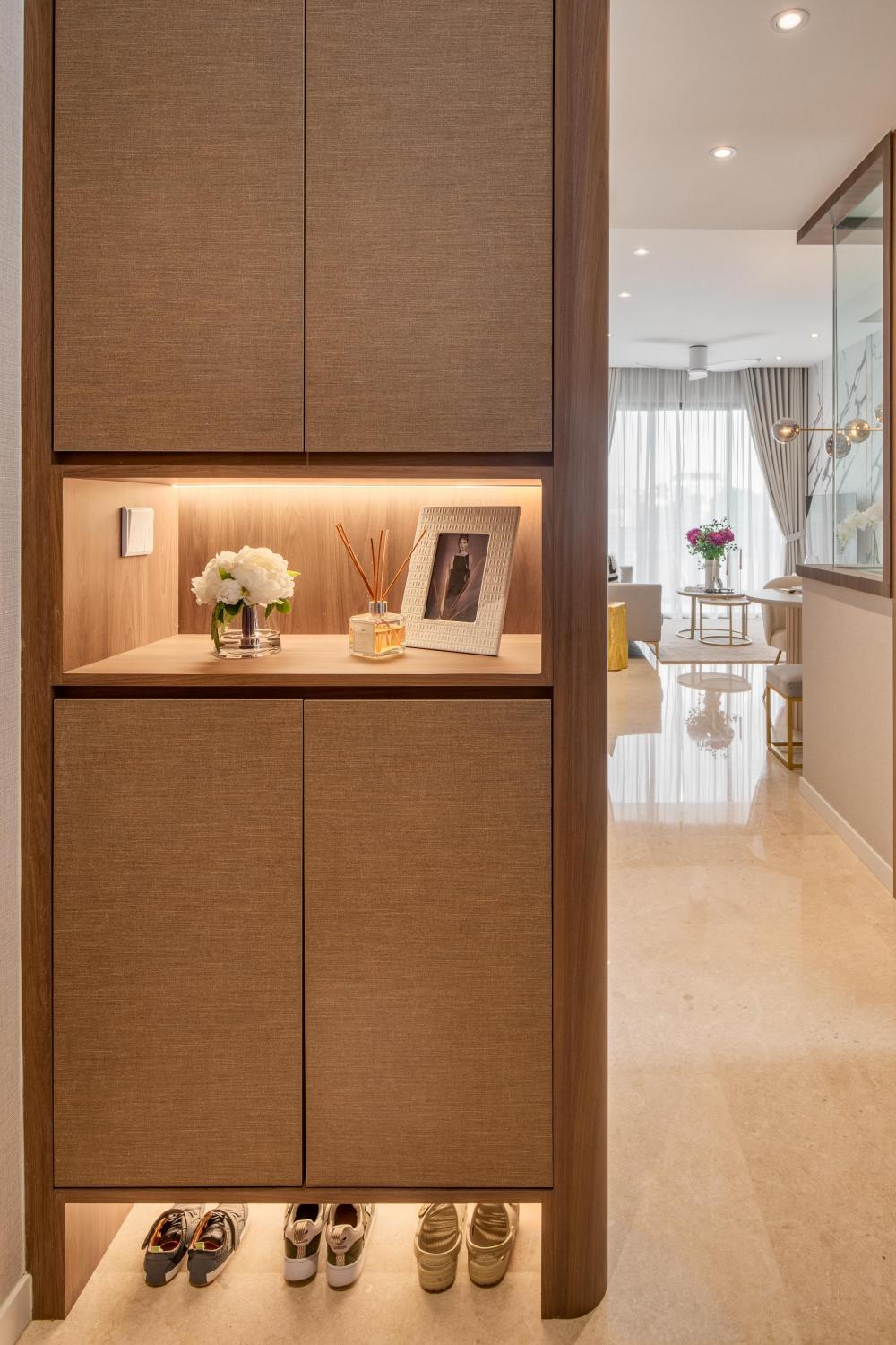 Modern Entryway with Shoe Rack and Display Cabinets